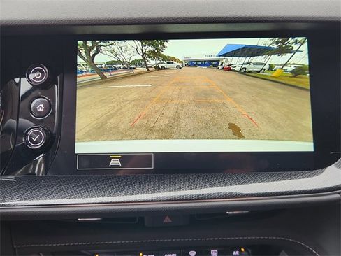 Used 2023 Buick Envision Preferred image 17