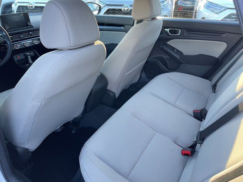Used 2023 Honda Civic EX image 16