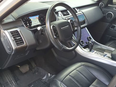 Used 2018 Land Rover Range Rover Sport HSE image 10