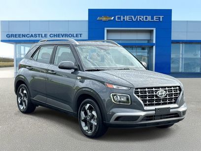 Used 2025 Hyundai Venue SEL