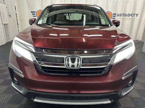 Used 2020 Honda Pilot Touring image 3