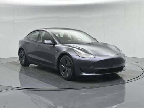 Used 2022 Tesla Model 3 Long Range AWD/4WD image 53