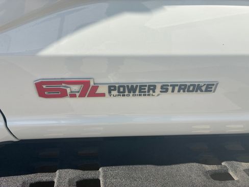 Used 2023 Ford F250 Lariat w/ Tremor Off-Road Package image 35