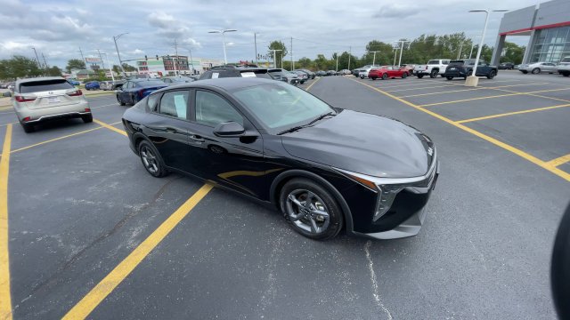 Used 2025 Kia K4 FWD image 4