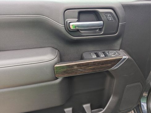 Used 2021 GMC Sierra 1500 Elevation image 19