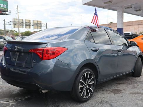 Used 2019 Toyota Corolla SE FWD image 3