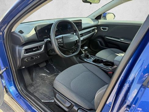 Used 2025 Kia K4 FWD image 10
