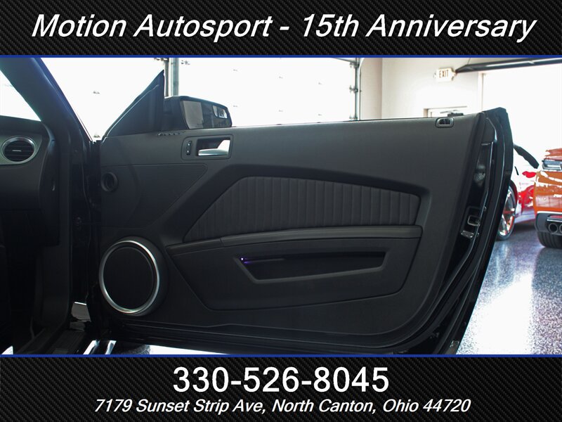 Used 2012 Ford Mustang Shelby GT500 w/ SVT Performance Pkg RWD image 26