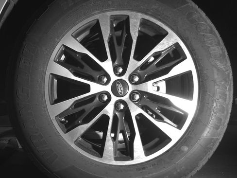 Used 2025 Ford Expedition Platinum AWD/4WD image 11