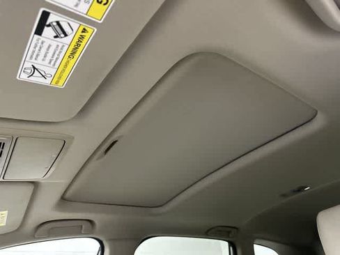 Used 2020 Honda CR-V Touring image 28