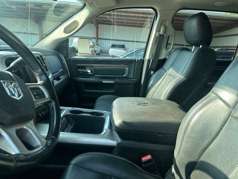 Used 2018 RAM 2500 Laramie w/ Snow Chief Group AWD/4WD image 4