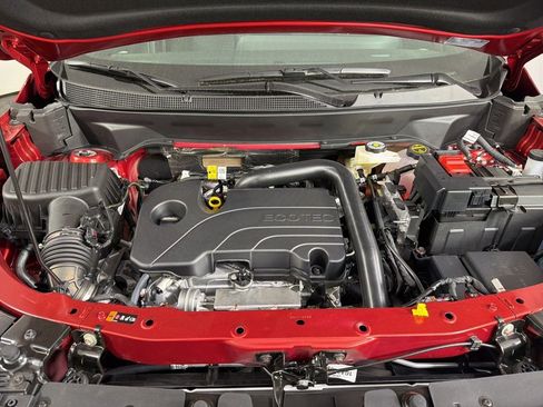New 2026 Chevrolet Equinox LT w/ Safety and Technology Package FWD image 5