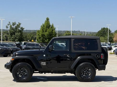 Used 2021 Jeep Wrangler Sport AWD/4WD image 3