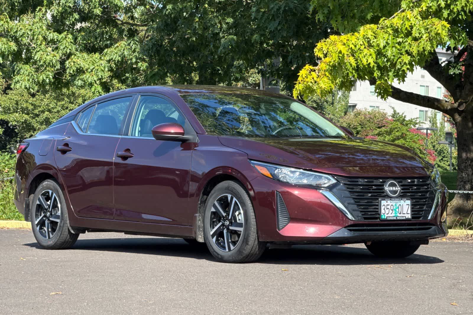 Used 2025 Nissan Sentra SV FWD image 9