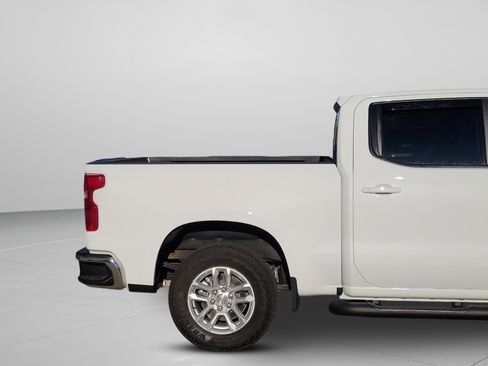 Used 2025 Chevrolet Silverado 1500 LT image 30