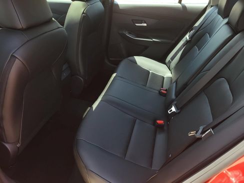 New 2026 Nissan Sentra SR FWD image 14