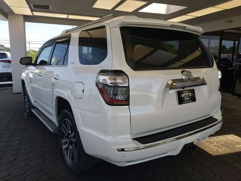 Used 2022 Toyota 4Runner Limited AWD/4WD image 8