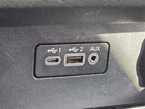 Used 2023 Nissan Altima 2.5 SR image 23