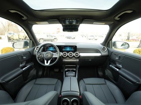 Certified 2023 Mercedes-Benz GLB 250 GLB 250 w/ Premium Package image 20