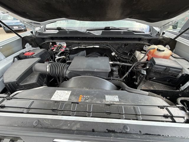 Used 2022 Chevrolet Silverado 2500 W/T w/ WT Fleet Convenience Package AWD/4WD image 2