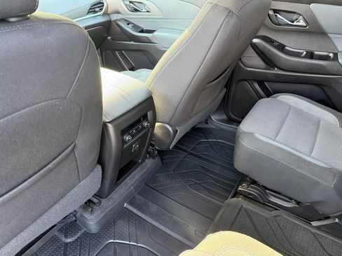 Used 2019 Chevrolet Traverse LT w/ LPO, Floor Liner Package AWD/4WD image 13