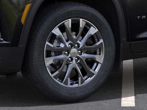 New 2026 Chevrolet Traverse LT image 9