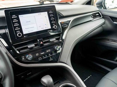 New 2026 Toyota RAV4 XSE AWD/4WD image 18