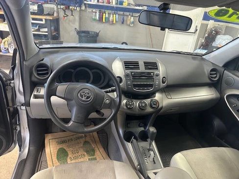 Used 2010 Toyota RAV4 4WD image 14