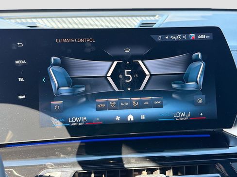 Used 2025 BMW X2 xDrive28i image 34