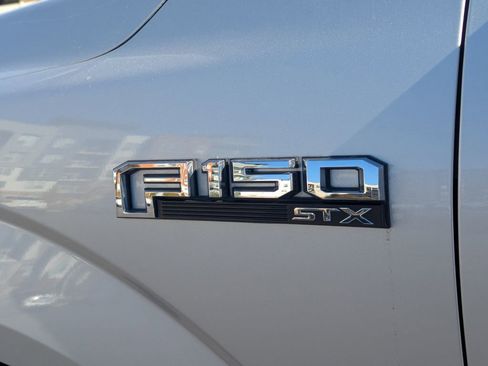 Used 2019 Ford F150 XL w/ Equipment Group 101A Mid AWD/4WD image 14