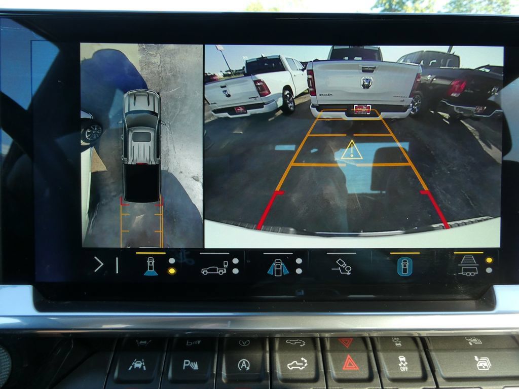 Certified 2022 Chevrolet Silverado 1500 LTZ AWD/4WD image 32