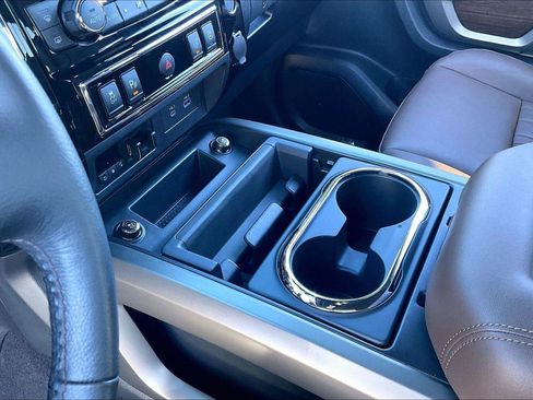 Used 2023 Nissan Titan Platinum Reserve w/ Moonroof Package image 15