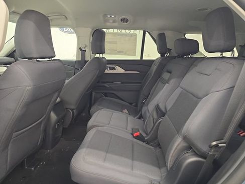 New 2026 Ford Explorer Active RWD image 20