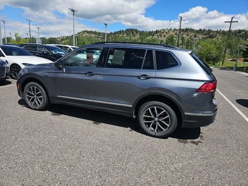 Used 2021 Volkswagen Tiguan SE AWD/4WD image 6