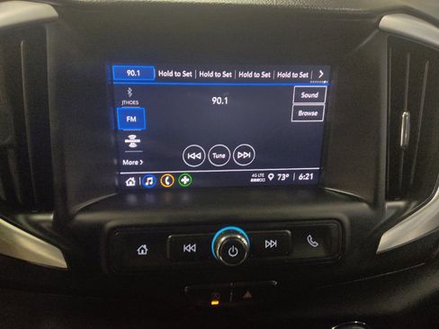 Used 2023 GMC Terrain SLE w/ Driver Convenience Package image 25