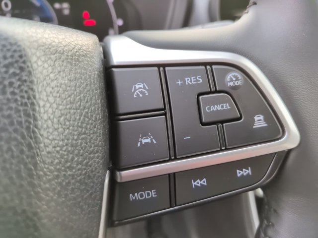 Used 2026 Toyota Grand Highlander XLE FWD image 17