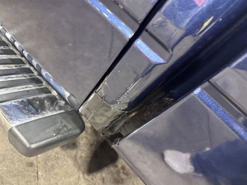 Used 2013 Ford F150 Lariat w/ Luxury Equipment Group image 17