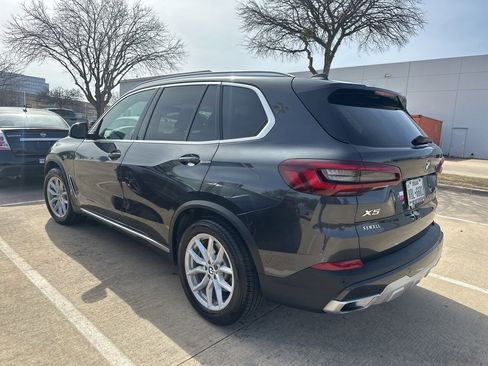 Used 2023 BMW X5 xDrive40i w/ Premium Package image 3