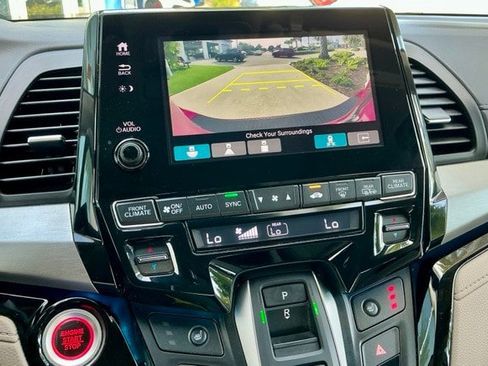 Certified 2022 Honda Odyssey Touring image 40