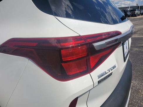 Used 2023 Kia Seltos LX AWD/4WD image 11