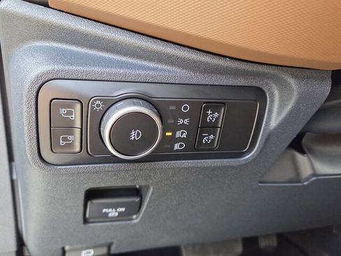 Used 2024 Ford Bronco Outer Banks image 31