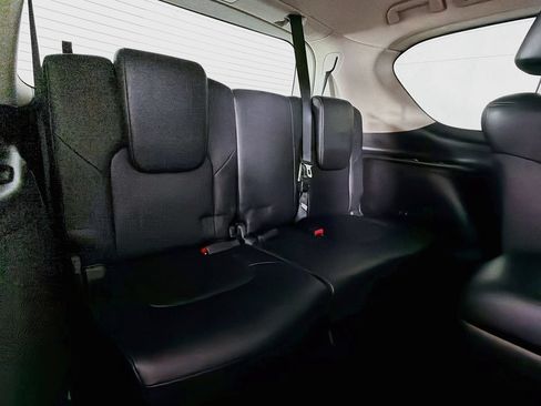 Used 2024 Nissan Armada SL w/ Captain's Chairs Package RWD image 28