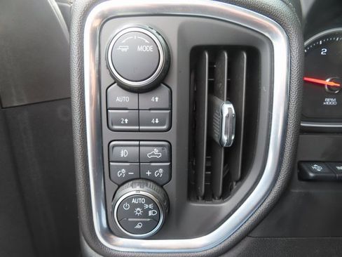 Used 2020 Chevrolet Silverado 3500 High Country w/ Z71 Off-Road Package image 39