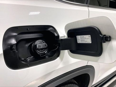 Used 2019 Volkswagen Atlas SEL Premium image 42