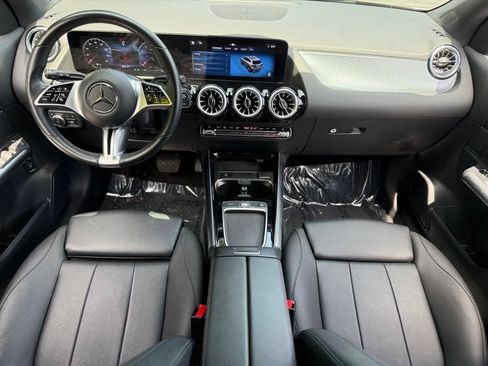 Used 2025 Mercedes-Benz GLA 250 4MATIC image 39