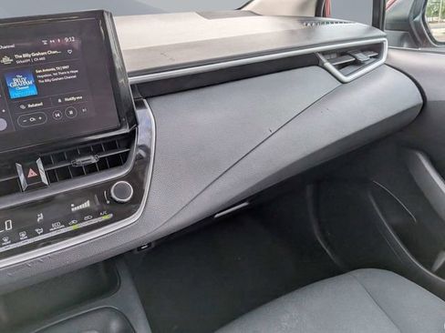 Used 2023 Toyota Corolla LE FWD image 15