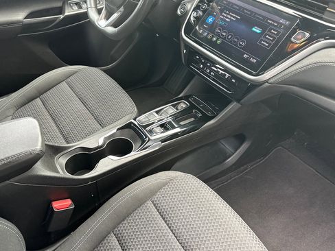 Used 2022 Chevrolet Bolt EUV LT w/ Driver Confidence Package image 19