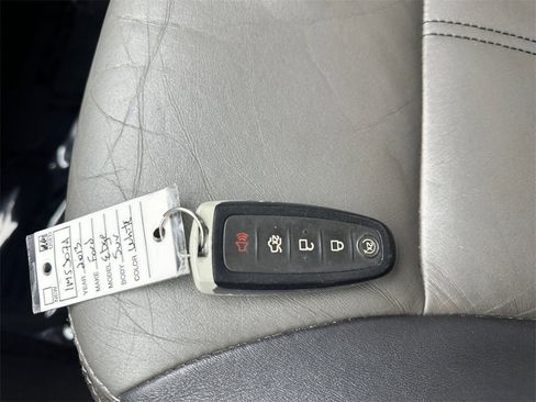 Used 2013 Ford Edge Sport w/ Driver Entry Pkg image 32