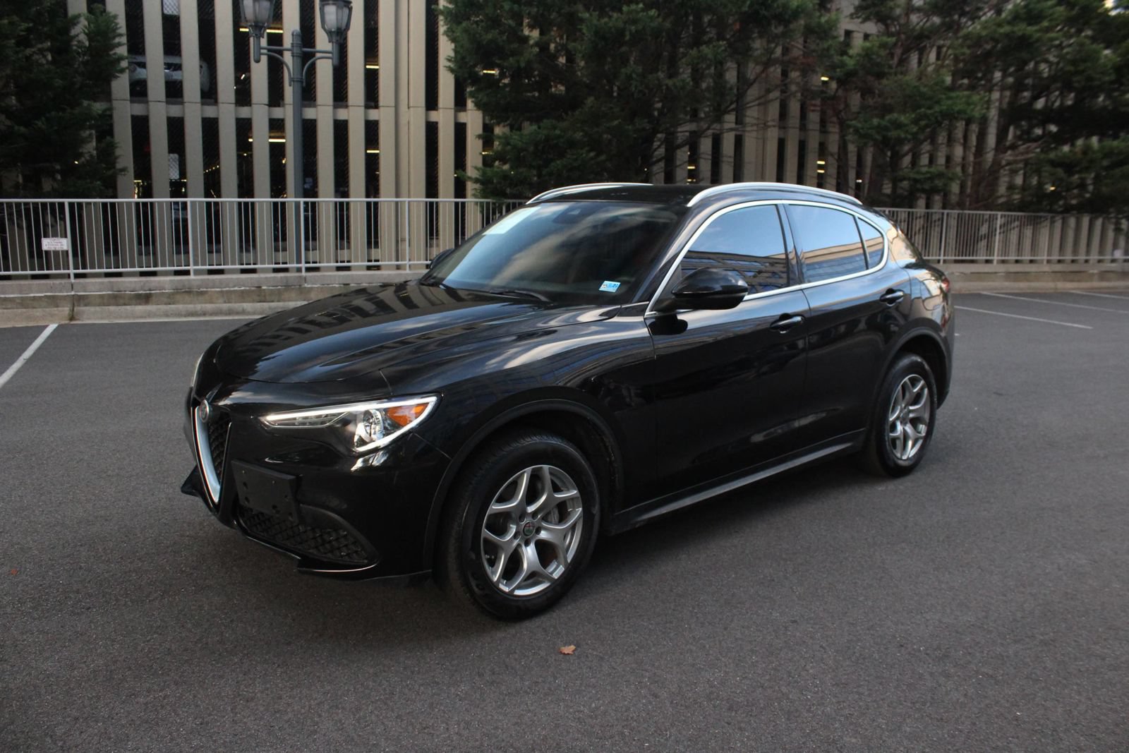 Used 2020 Alfa Romeo Stelvio AWD w/ Cold Weather Package image 12