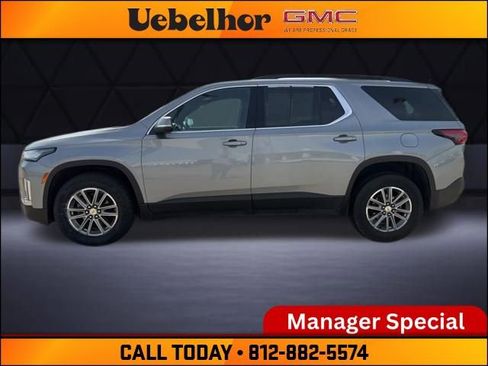 Used 2023 Chevrolet Traverse LT AWD/4WD image 18